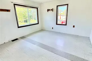 934 Buena Vista Blvd, Steubenville, OH 43952 - Photo 18