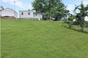 934 Buena Vista Blvd, Steubenville, OH 43952 - Photo 6