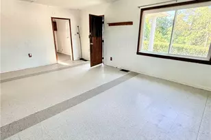 934 Buena Vista Blvd, Steubenville, OH 43952 - Photo 16