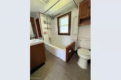 934 Buena Vista Boulevard, Steubenville, OH 43952 - Photo 32