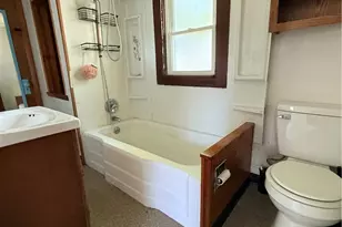 934 Buena Vista Blvd, Steubenville, OH 43952 - Photo 32
