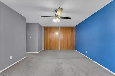 16100 Van Aken Boulevard, Huber Heights, OH 44120 - Photo 18