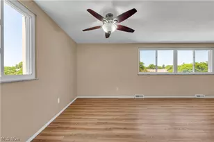 16100 Van Aken Blvd, Huber Heights, OH 44120 - Photo 12