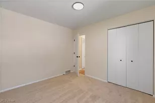 697 Ocean Ave, Akron, OH 44310 - Photo 12