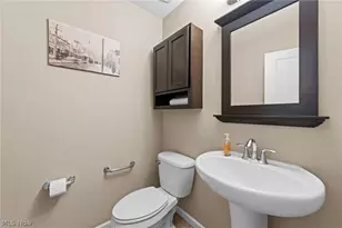 3819 Arcadia Cir, Willoughby, OH 44094 - Photo 16