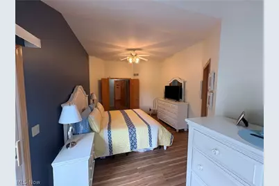 1557 Lake Crest Drive, Roaming Shores, OH 44084 - Photo 10