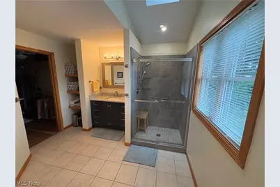 1557 Lake Crest Drive, Roaming Shores, OH 44084 - Photo 12
