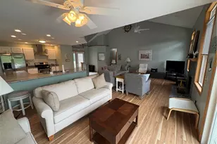 1557 Lake Crest Dr, Roaming Shores, OH 44084 - Photo 4