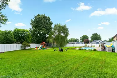 1516 Gulling Avenue, Louisville, OH 44641 - Photo 30