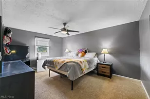 5566 Madrid Dr, Austintown, OH 44515 - Photo 12