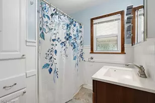 1215 Lincoln Ave, Cuyahoga Falls, OH 44223 - Photo 14