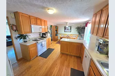 7095 Hoover Drive, Mentor, OH 44060 - Photo 18