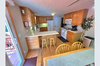 7095 Hoover Drive, Mentor, OH 44060 - Photo 10