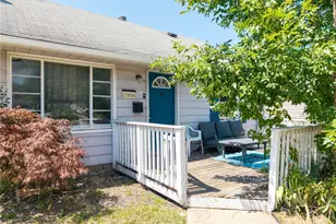 15806 Eleanore Dr, Loveland, OH 44135 - Photo 2