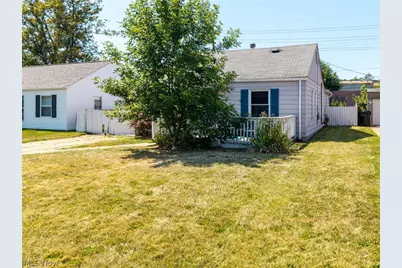 15806 Eleanore Drive, Loveland, OH 44135 - Photo 4