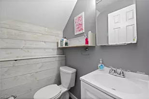 3902 Oxford Dr, Lorain, OH 44053 - Photo 30