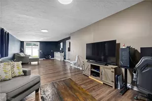 3902 Oxford Dr, Lorain, OH 44053 - Photo 18