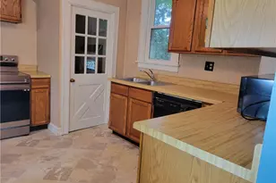 7507 Hankee Rd, Garrettsville, OH 44231 - Photo 8