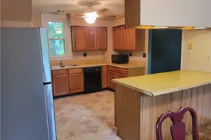 7507 Hankee Rd, Garrettsville, OH 44231 - Photo 16