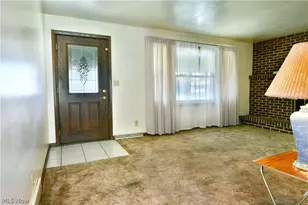 179 E Cir View Dr, New Middletown, OH 44442 - Photo 10