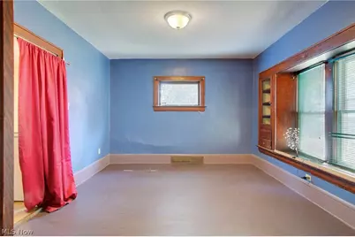 176 E Ido Avenue, Akron, OH 44301 - Photo 8