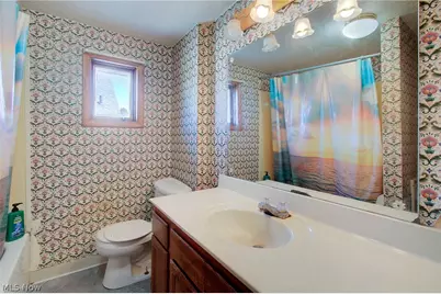176 E Ido Avenue, Akron, OH 44301 - Photo 20