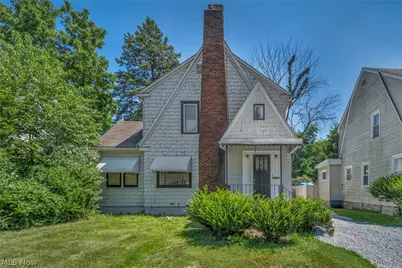 881 Valdes Avenue, Akron, OH 44320 - Photo 1