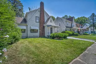 881 Valdes Ave, Akron, OH 44320 - Photo 4