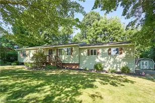2808 Lynne Rd, Green, OH 44312 - Photo 2
