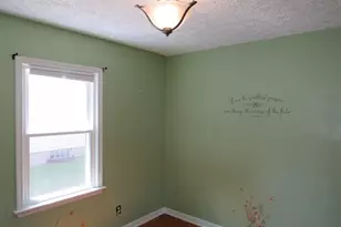 2461 23rd St, Cuyahoga Falls, OH 44223 - Photo 18