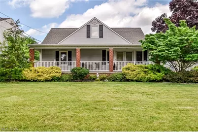 439 E 305th Street, Willowick, OH 44095 - Photo 2