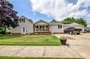 439 E 305th St, Willowick, OH 44095 - Photo 4