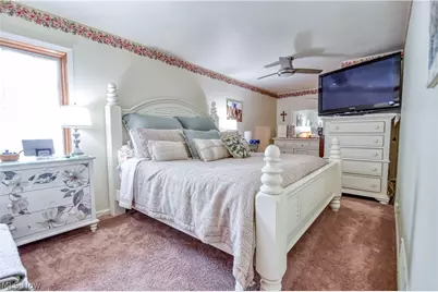 439 E 305th Street, Willowick, OH 44095 - Photo 18
