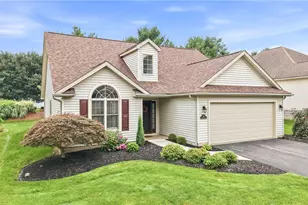 1182 Orchard Bend Dr, Salem, OH 44460 - Photo 2