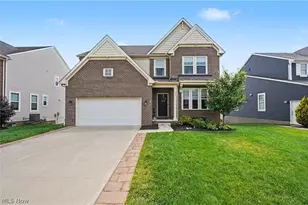 987 Hawkin Ln, Aurora, OH 44202 - Photo 1