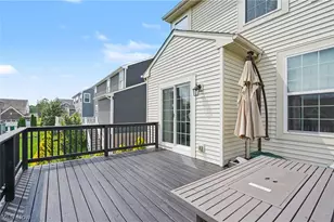 987 Hawkin Ln, Aurora, OH 44202 - Photo 42