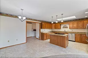2644 Canaan Dr, Uniontown, OH 44685 - Photo 10