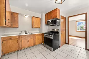 1431 Brooklyn Ave SW, Canton, OH 44710 - Photo 6