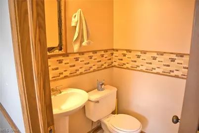 2758 Parkplace Drive, Uniontown, OH 44685 - Photo 22