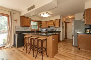 7633 Debonaire Dr, Mentor, OH 44060 - Photo 12