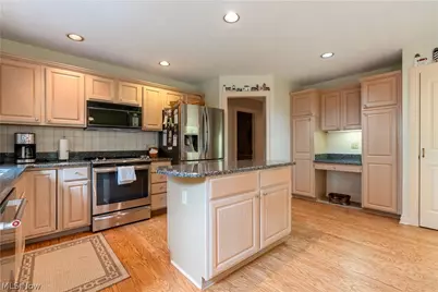 615 Highwood Drive, Cuyahoga Falls, OH 44223 - Photo 12