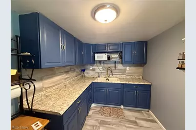 116 Terrace Drive, Youngstown, OH 44512 - Photo 2