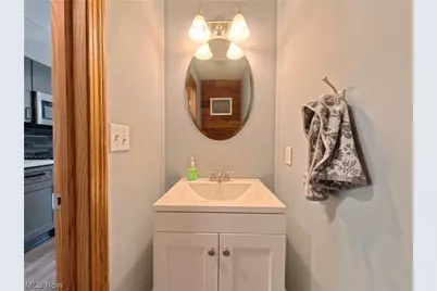 1271 Oxford Circle, Akron, OH 44312 - Photo 18