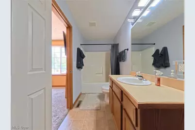 1271 Oxford Circle, Akron, OH 44312 - Photo 14