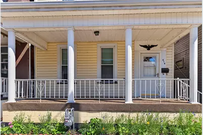 614 Main Street, Wellsville, OH 43968 - Photo 2