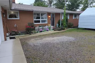 2074 Newark Rd, Zanesville, OH 43701 - Photo 1