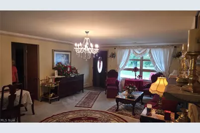 2074 Newark Road, Zanesville, OH 43701 - Photo 8