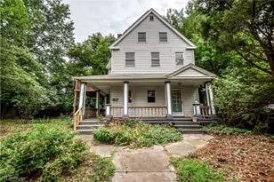 1792 W 57th St, Loveland, OH 44102 - Photo 1