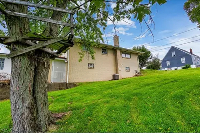 400 Wayne Avenue, Weirton, WV 26062 - Photo 6