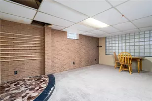 400 Wayne Ave, Weirton, WV 26062 - Photo 28